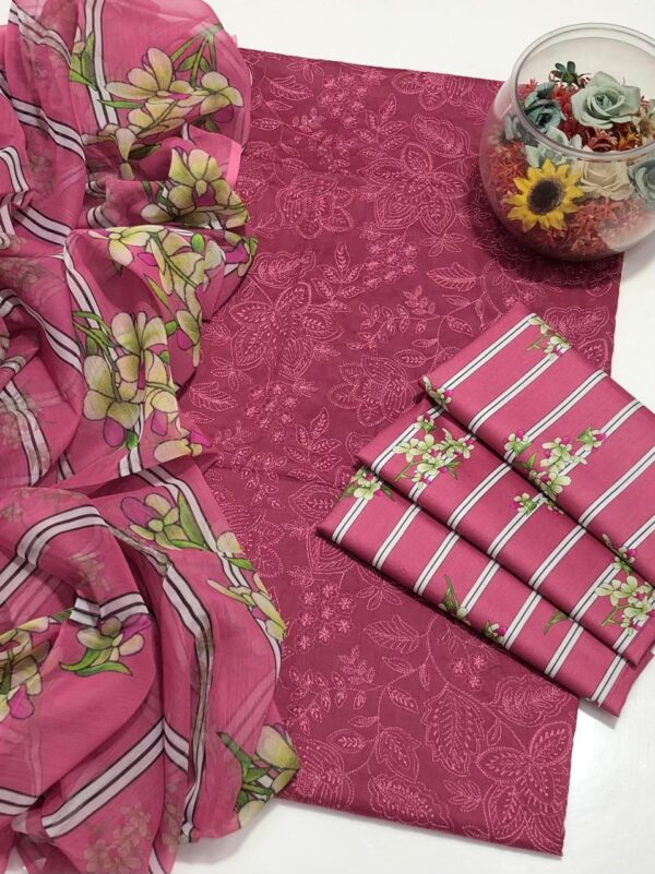 Bin Saeed Lawn 3-Piece Suit – Embroidered Jaal Shirt with Printed Chiffon Dupatta - Image 6
