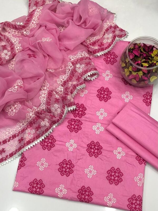 GTM Lawn Embroidered 3-Pc Dress – Booti Jaal Shirt & Chiffon Dupatta - Image 2