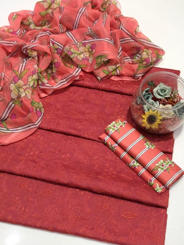 Bin Saeed Lawn 3-Piece Suit – Embroidered Jaal Shirt with Printed Chiffon Dupatta - Image 2